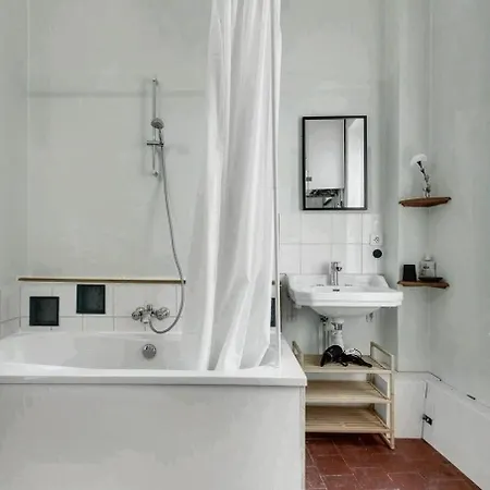 L'authentique - Proche Thermal Et Gare - équipé Appartement